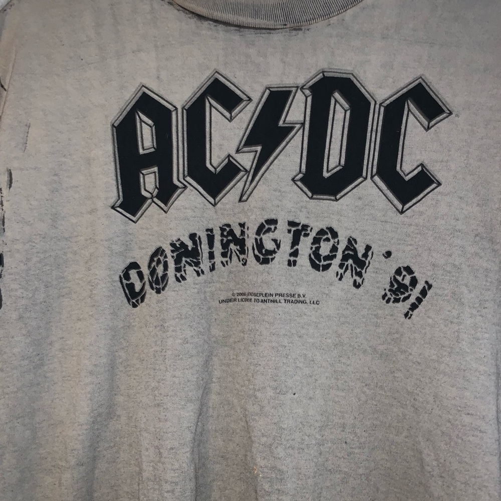 AC/DC T-SHIRT - Picture 2 of 2